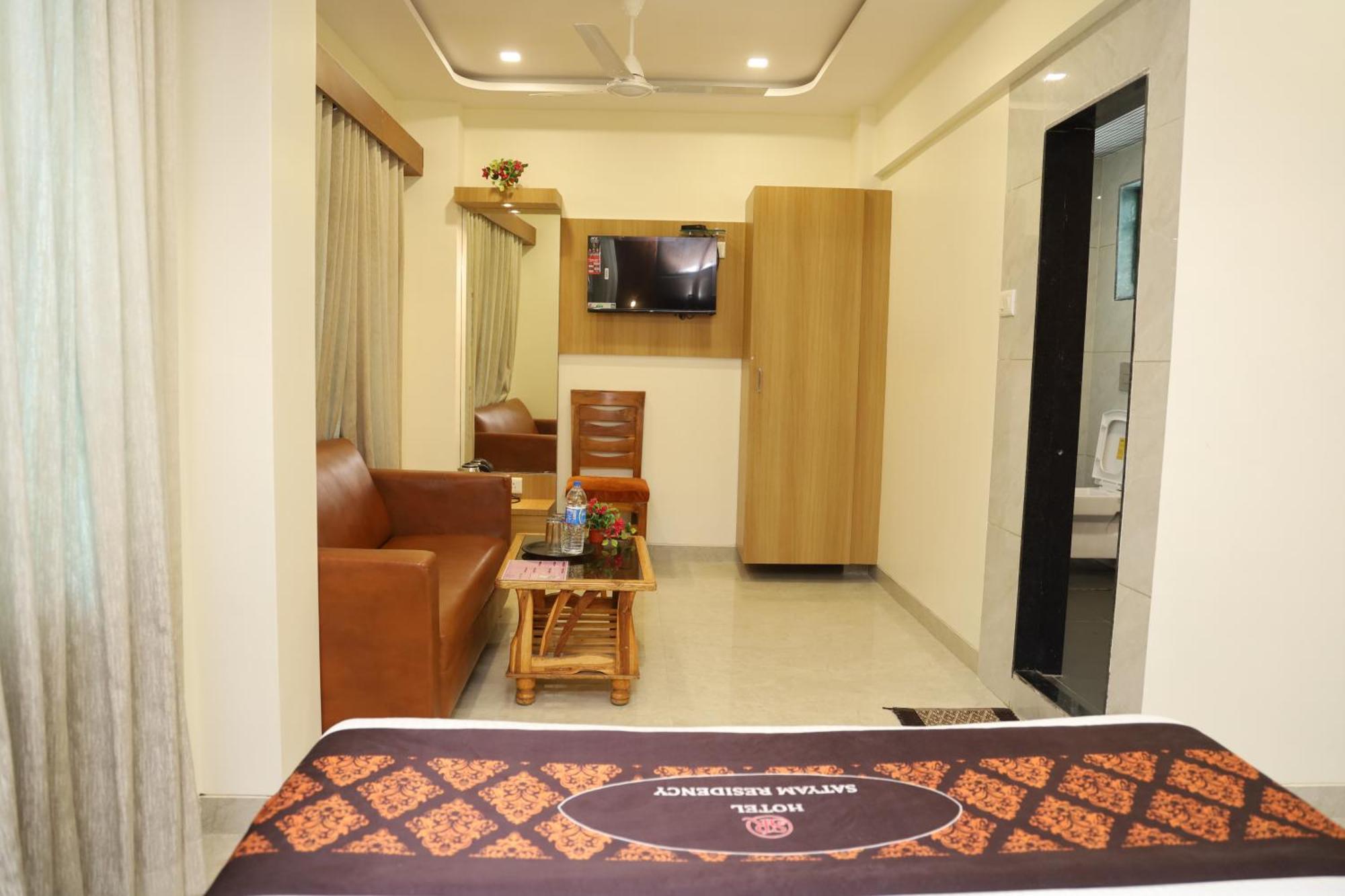 Hotel Satyam Residency Navi Mumbai Dış mekan fotoğraf